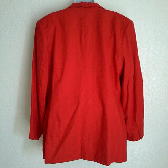 J.R.T - Picture 2 of 3